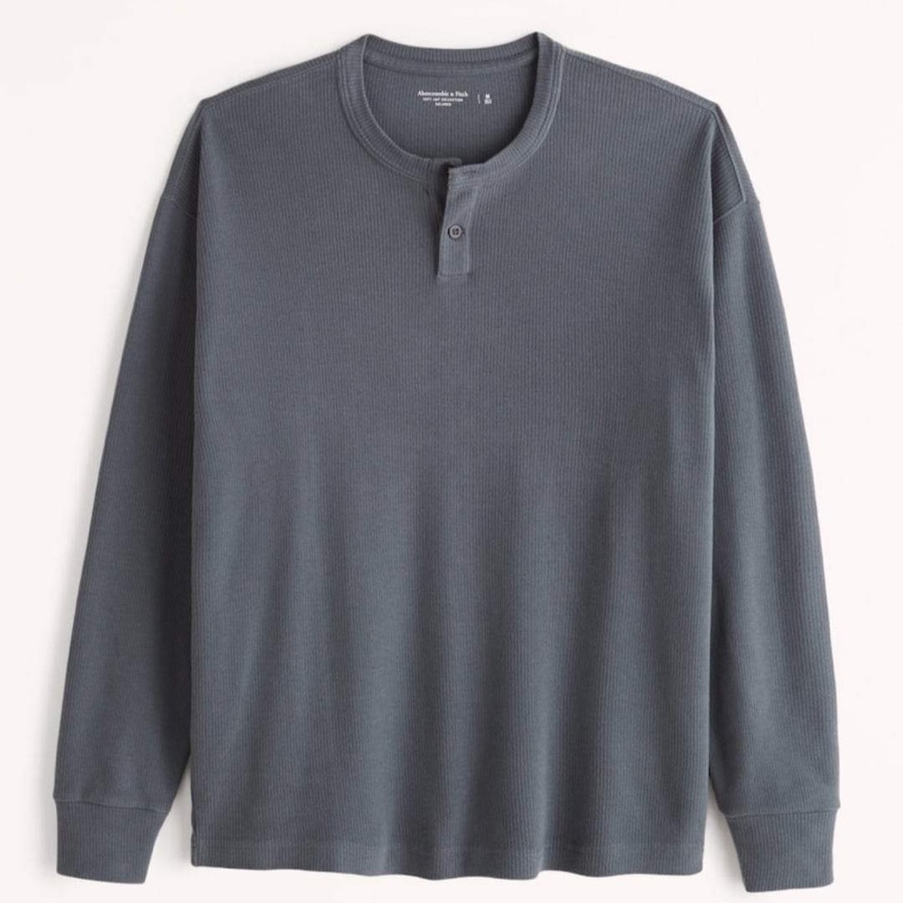 Abercrombie and Fitch Ribbed Thermal Henley size XL NWT